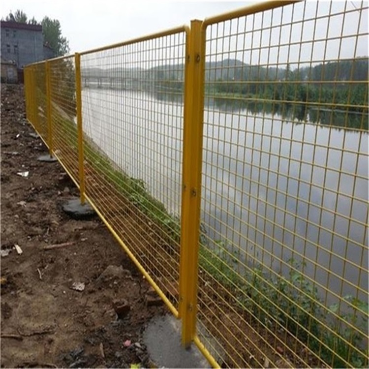 陕西河道围网是一种组装灵活的护栏网产物