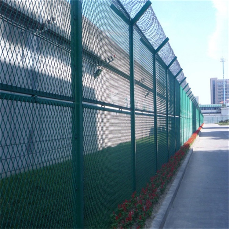 天津看守所隔离围网表面处理及钢材选择